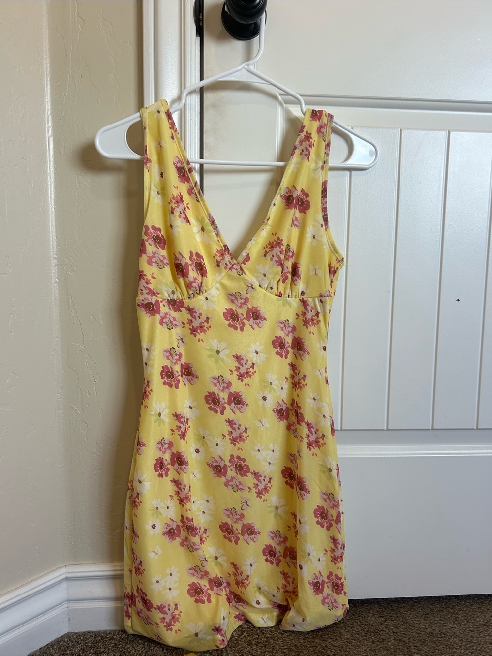 Yellow Floral V-Neck Summer Dress mesh like